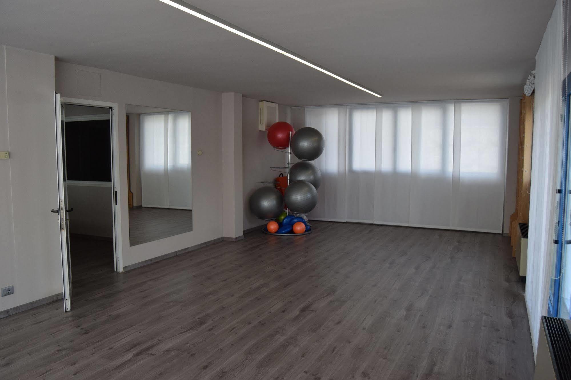 Апарт отель Residenza Le Due Torri Рива-дель-Гарда Экстерьер фото